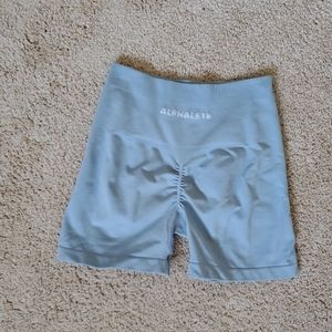 Alphalete Amplify Shorts XS Ice blue